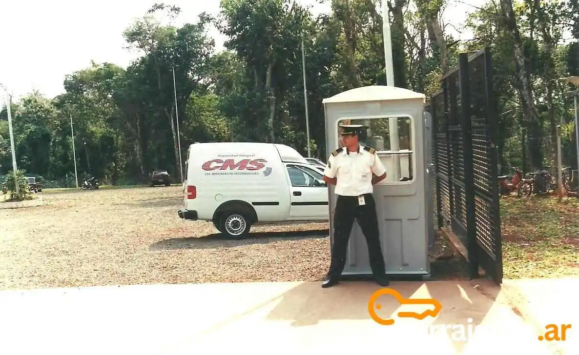 Cía. Misionera de Seguridad S.r.l. (c.m.s.) - Av. Roque Pérez 2398 Cía. Misionera de Seguridad S.r.l. (c.m.s.) - Av. Roque Pérez 2398