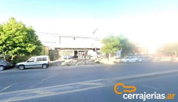 Aberturas De Madera En La Falda - La Falda