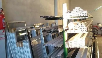 Dvh Aberturas de Aluminio - Col. Caroya