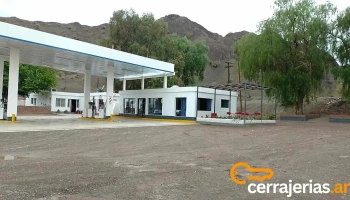 Estación de Servicio - Calingasta