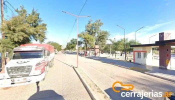 Ferreteria Chein - Av. San Martin Y Ferreteria Chein - Av. San Martin Y