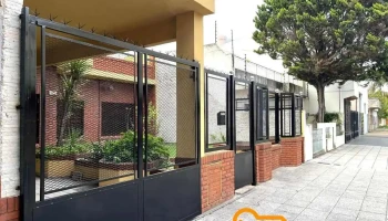 frente de rejas - Merlo