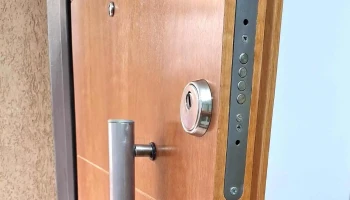 Puertacero - Caseros