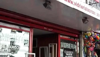 Vidrieria Lacroze , Cerramientos De Aluminio,pvc , Vidrieria En Gral - C1426Cpk Cdad. Autónoma De Buenos Aires