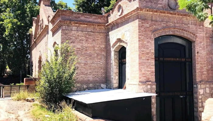 Bodega Dos Familias -  Promocion - Luján de Cuyo