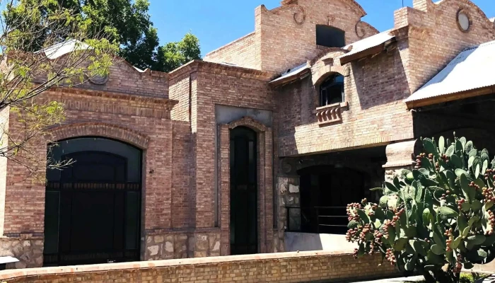 Bodega Dos Familias -  Puntaje - Luján de Cuyo