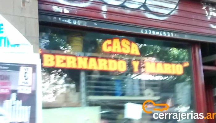 Casa Bernardo Y Mario - Aae