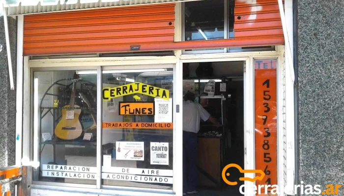 Cerrajeria Funes -  Exterior - La Tablada