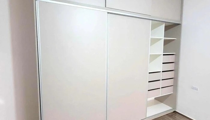 Creo Amoblamientos -    Aluminios Interior - Aet
