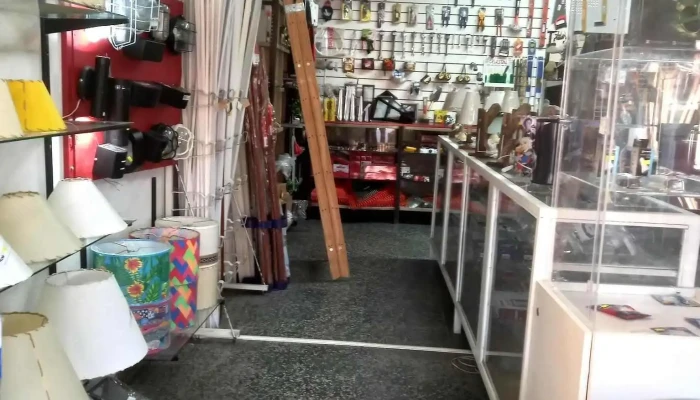 El búnker materiales electricos - Merlo
