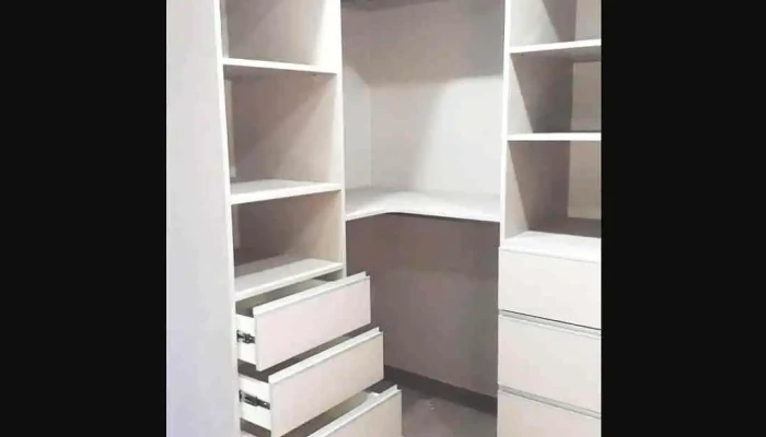 Ennia Carpinteria -  Del Propietario - Dorrego