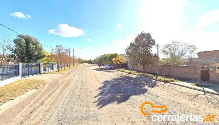 Ferretería El Güinchi - Av. Tello Esquina Ferretería El Güinchi - Av. Tello Esquina