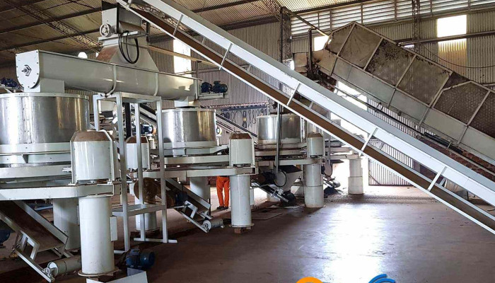 Ferreteria Industrial, Gontek Guillermo - Rivadavia 1097