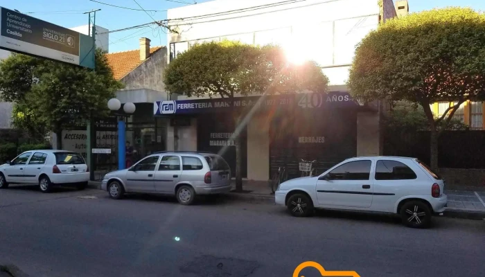 Ferreteria Marani Herrajes Por Mayor y Menor - Casilda