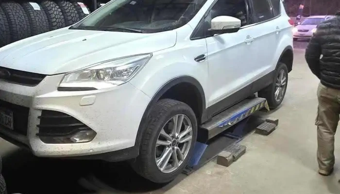 Gomeria Puerta Neumaticos Pirelli Mas Recientes - San Martín de los Andes