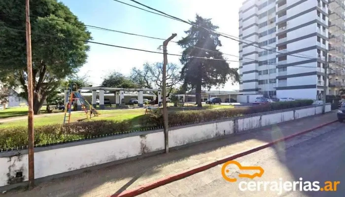 Herrajes De Scattone - D. F. Sarmiento 709