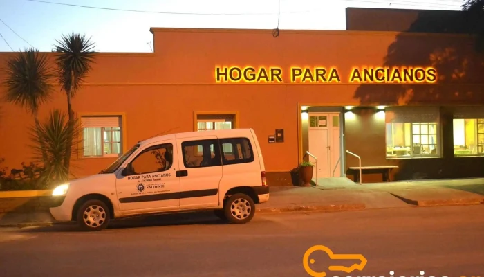 Hogar Para Ancianos - Jacinto Arauz