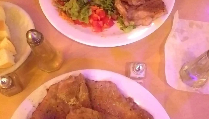 Hotel Orel -  Comida Y Bebida - Sáenz Peña