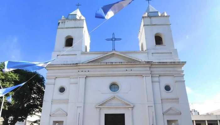 Iglesia Catedral De Resistencia -    Parroquia San Fernando Y Santo Cura Brochero Donde - Resistencia