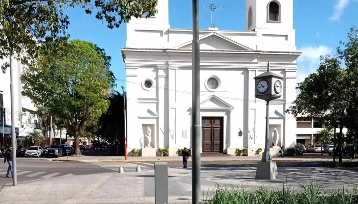 Iglesia Catedral De Resistencia -    Parroquia San Fernando Y Santo Cura Brochero Videos - Resistencia