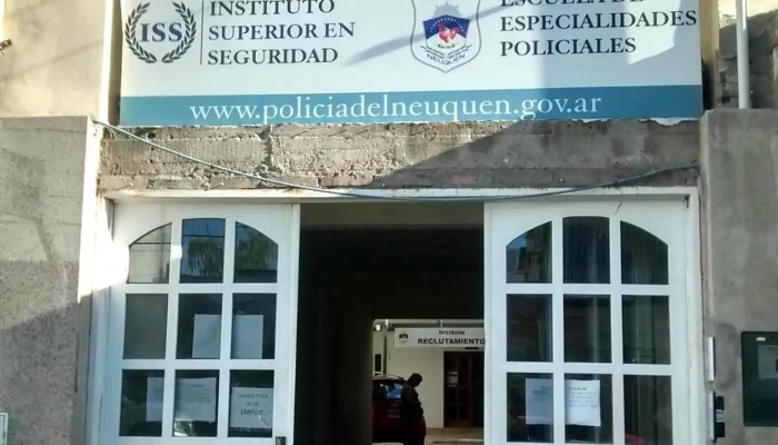 Instituto Superior En Seguridad - Neuquén