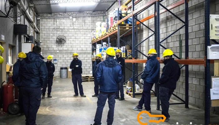 Kum Mayorista, Centro de Distribución - C. De Los Hornos &