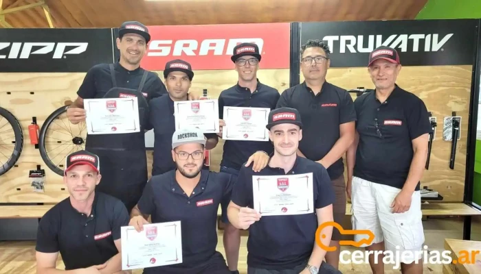 La Fabrica Bikes -  Telefono - Godoy Cruz