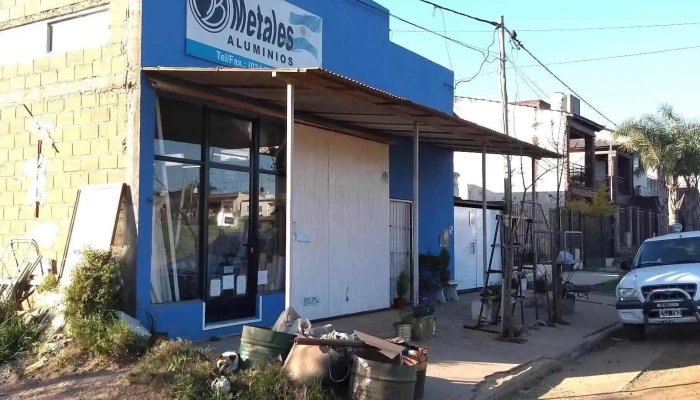 M B Metales (aluminios) - Colón