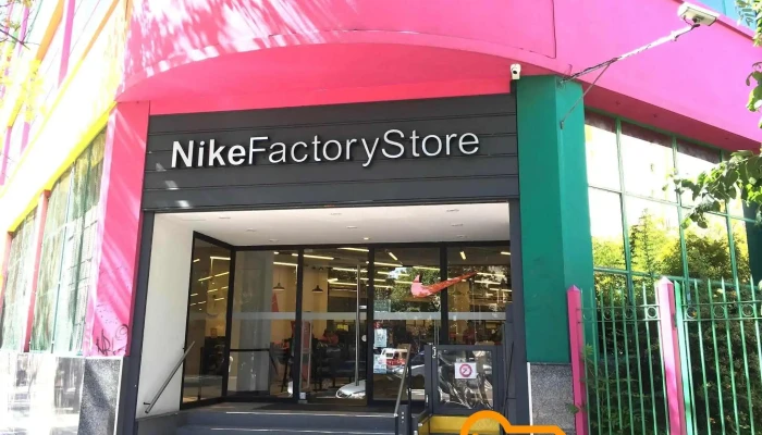 Nike Factory Barracas - Cdad. Autónoma De Buenos Aires