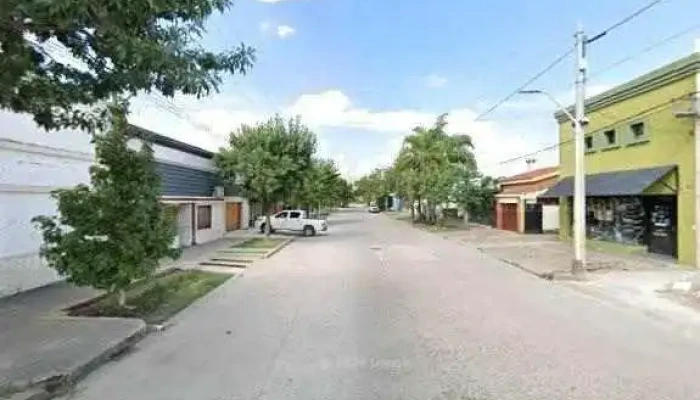 Paquito Ferreteria Y Repuestos -    Pinturas Fadepa Zona - Vera