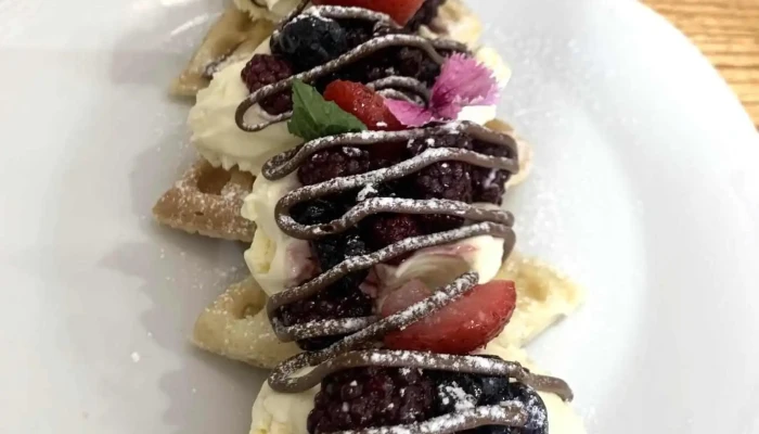 Petit Patisserie -  Waffle - Luján de Cuyo