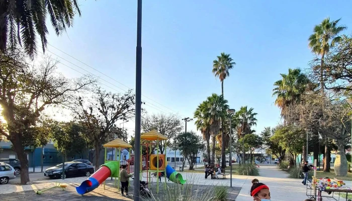 Plaza La Chacarita Fray Bernardino Orellana -  Telefono - San Fernando del Valle de Catamarca