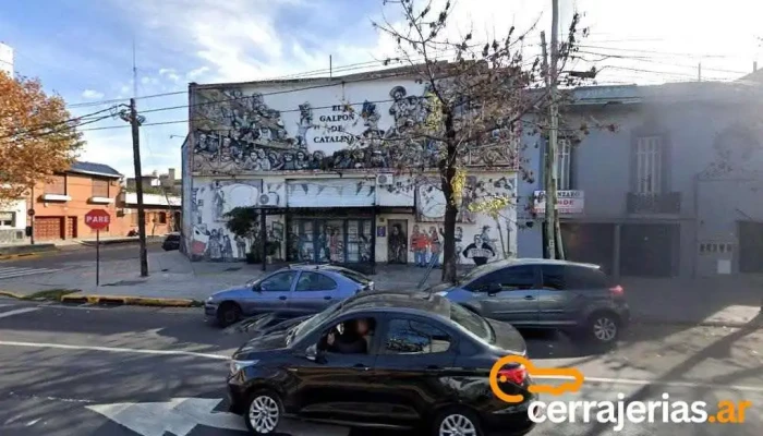 Puertas Blindalock - Av. Benito Pérez Galdós 83