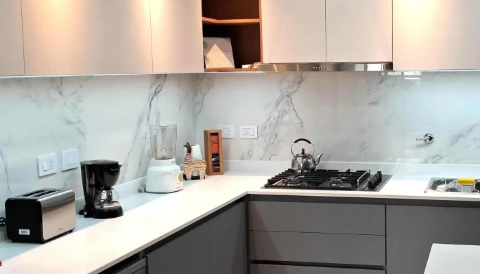 Veo -    Amoblamiento De Cocina Mamparas Para Banos Rosario - Rosario