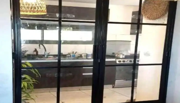 Vidrieria Santa Lucia -    Carpinteria De Aluminio Del Propietario - La Calera