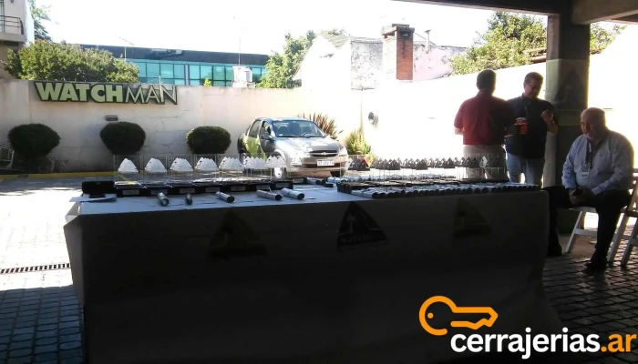 Watchman Seguridad - Cdad. Autónoma De Buenos Aires